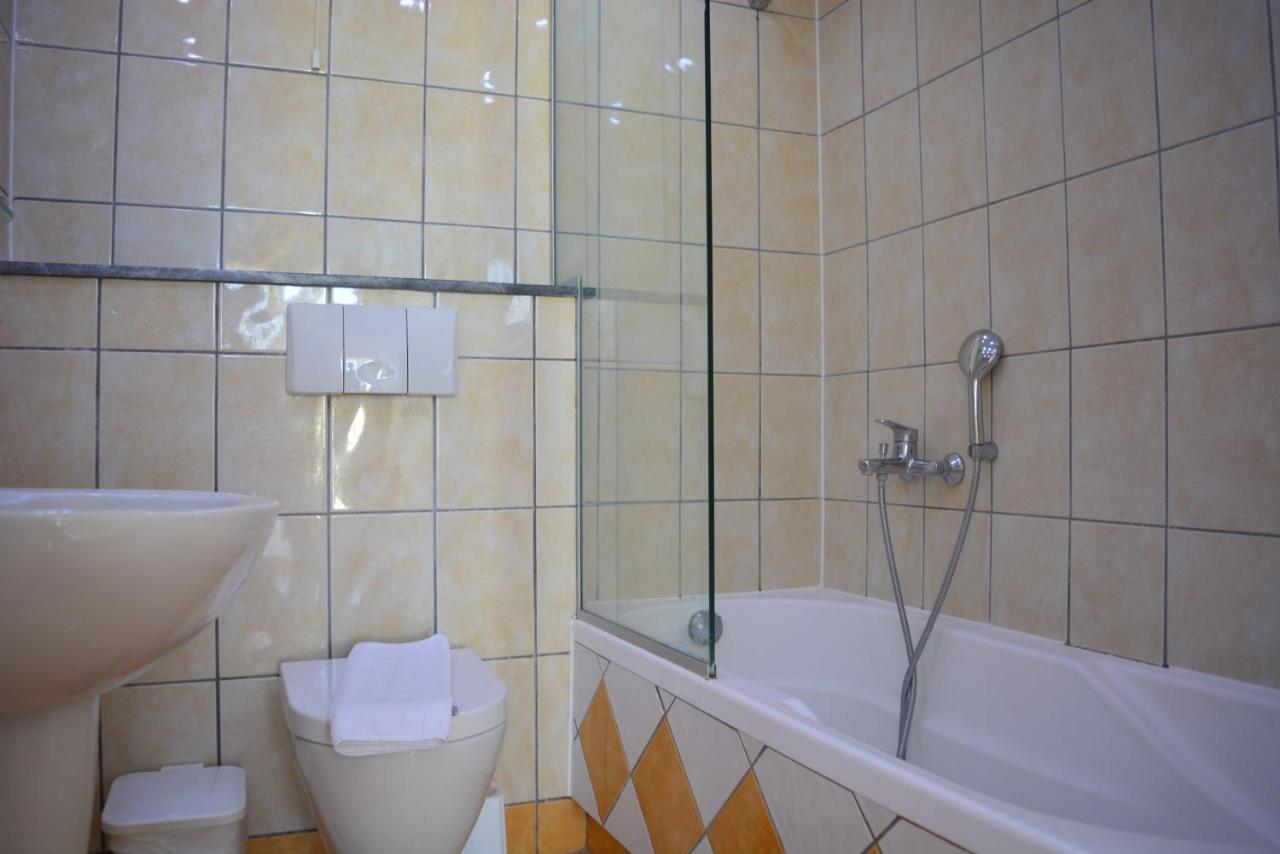 Krini Beach Hotel Sfáka Extérieur photo