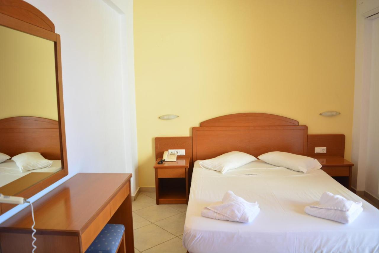 Krini Beach Hotel Sfáka Extérieur photo