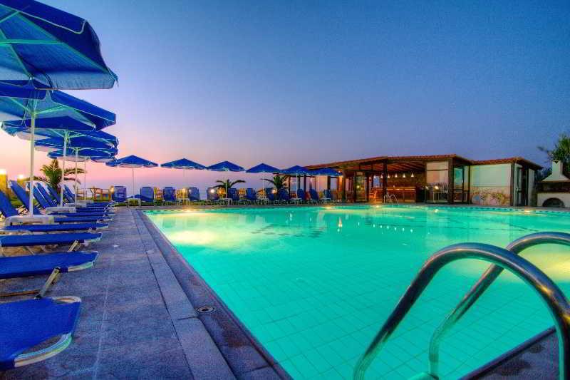 Krini Beach Hotel Sfáka Extérieur photo