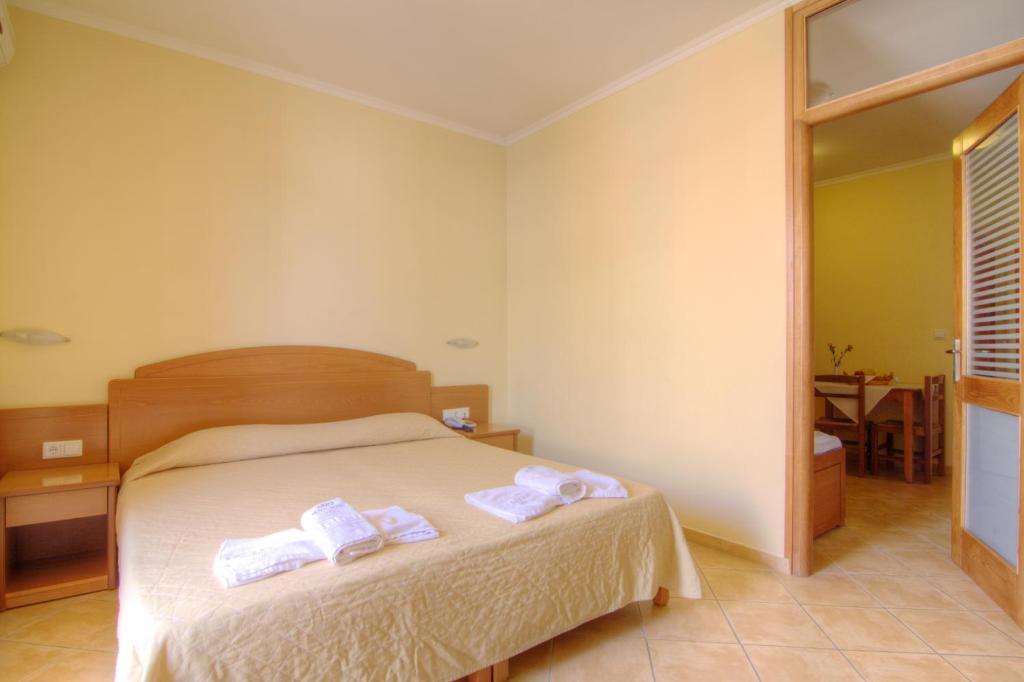 Krini Beach Hotel Sfáka Extérieur photo