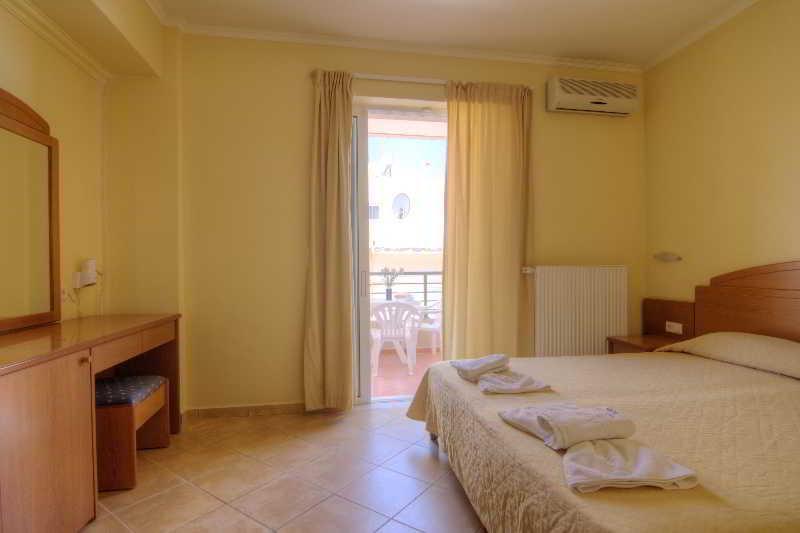 Krini Beach Hotel Sfáka Extérieur photo
